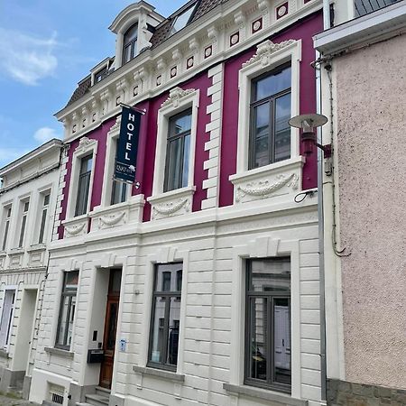 L'Artiste Hotel Lessines Buitenkant foto